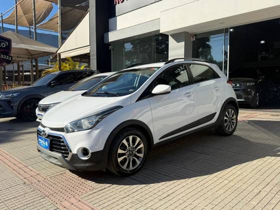 HYUNDAI HB20X 1.6 16V STYLE FLEX 4P MANUAL